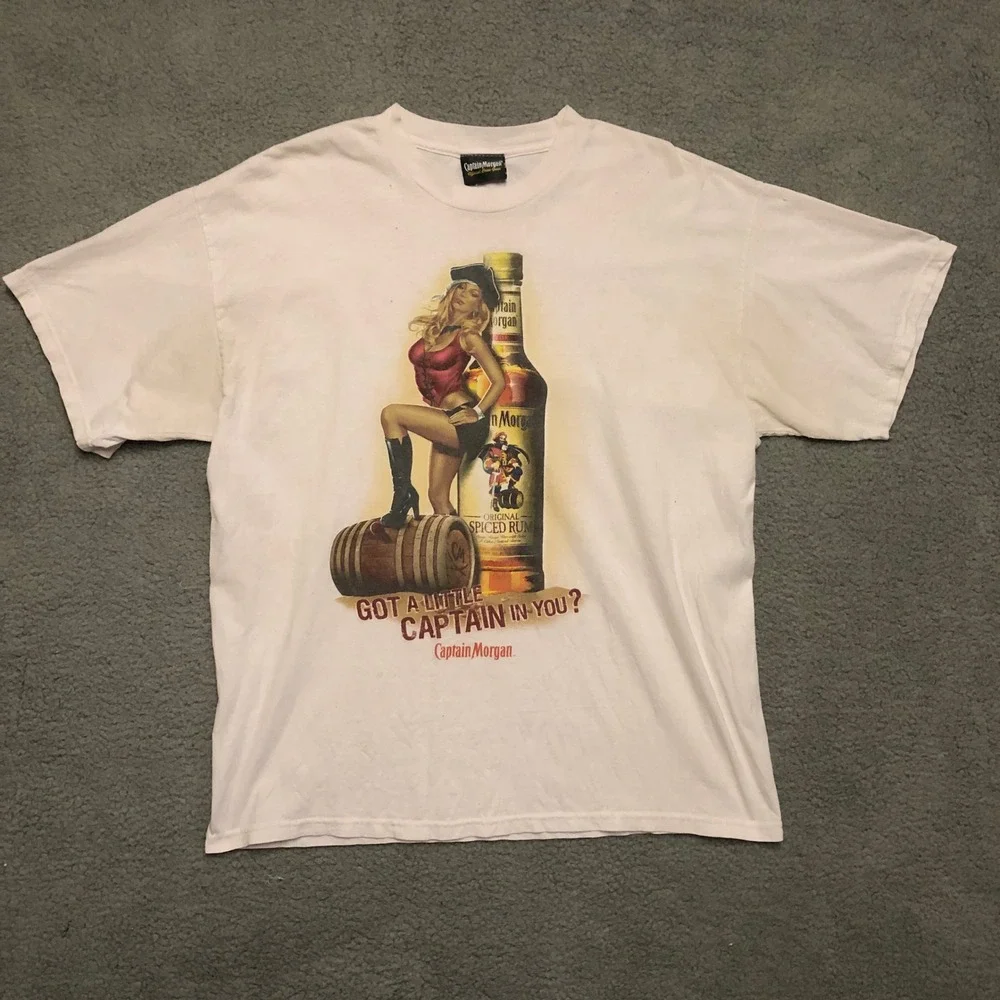 Vintage Captain Morgan Spiced Rum T-Shirt White Graphic Promo Pin Up Girl XL